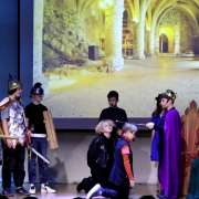 Урок истории на сцене МЛШ: ученики 6 классов доказали, что миром правит справедливость на примере саги о короле Артуре 