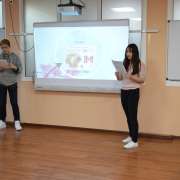Чем отличается День учителя в России от других стран узнали в Международной лингвистической школе