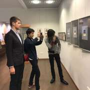 Тяга к новым знаниям и впечатлением привела учеников 10М класса в музей и галерею