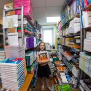Ежегодно школьная библиотека пополняется на 1,5 тысячи книг