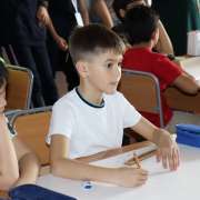 Первые в космосе: ученики начальных классов Международной лингвистической школы узнают про космонавтов и создают интеллект-карты