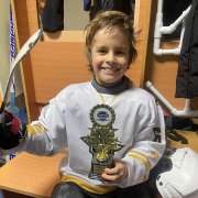 Ученик 2м2 класса Международной лингвистической школы Тимофей Гареев стал лучшим игроком на турнире по хоккею «Кубок мира» в Новосибирске