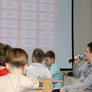 Ученики 6 и 7 классов Международной лингвистической школы прокачали свои знания в интеллектуальной игре «Game club»