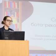 От финансовых пирамид до квадратичной функции и квадратного уравнения: ученики 10 классов МЛШ защищают исследовательские проекты   