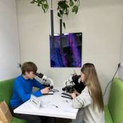 Ученики 8м1 класса МЛШ побывали на BioTechFest в ДВФУ и выяснили, почему биоинженеры сейчас очень востребованы в науке и на производстве