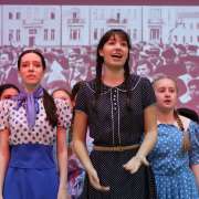 Спектакль «Юнги огненных рейсов» на сцене МЛШ представила театральная студия «Контакт» при участии учениц 9м1 класса МЛШ Рады Боковой и Василины Владимировой