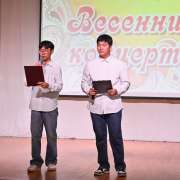 «Русский клуб. Весенний концерт»: иностранные ученики представили на сцене МЛШ творческие номера одноклассникам и родителям
