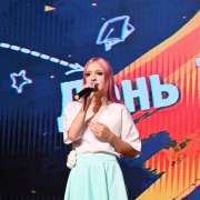 Дорогие ребята, уважаемые коллеги! От всей души поздравляю вас с Днём знаний! 