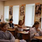 Викторины, сценки, рисунки и презентации: ученики 6м2 класса МЛШ завершили изучение темы &laquo;Баллады&raquo; 