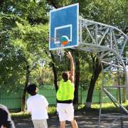 SportFest 2025 в МЛШ продолжается: старшеклассники вместе с учителями играют в футбол, волейбол, баскетбол и участвуют в круговой эстафете