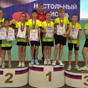 Ученик 6м1 класса МЛШ Дмитрий Яглинский занял 1 место в командном зачете Первенства Приморского края по настольному теннису, а ученица 4м1 класса Таисия - 2 место 