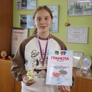 &laquo;Моя мечта &ndash; стать олимпийской чемпионкой&raquo;: ученица 4м1 класса МЛШ Таисия Бондаренко заняла 2 место на первенстве Владивостока по настольному теннису 