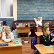 Чьи книги аккуратнее, за что вручают Орден улыбки, почему мы с детства любим стихи: в МЛШ продолжается Неделя детской книги, посвященная творчеству Агнии Барто 