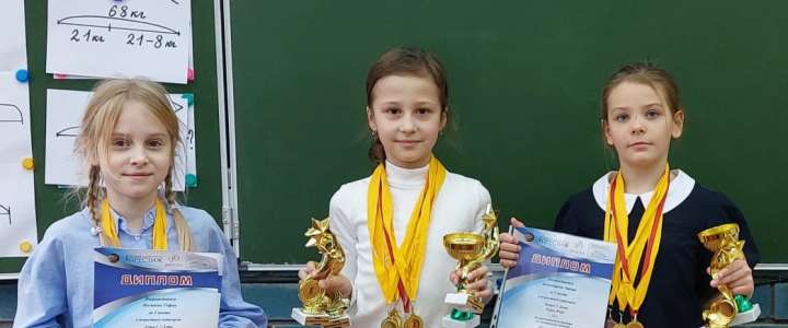 Ученицы 2м1 класса МЛШ Алена Марченко, Аврора Божедарова и София Иогансен завоевали медали на турнире по спортивным танцам &laquo;Престиж 2025&raquo; 