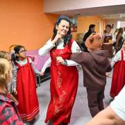 Рождественская ярмарка &laquo;&laquo;Пусть дети верят в чудеса!&raquo; состоялась в МЛШ