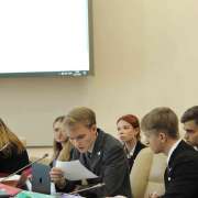 Старшеклассники МЛШ продемонстрировали отличные знания международной дипломатии на конференции &laquo;Модель ООН на Дальнем Востоке&raquo; в ДВФУ