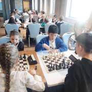 Команда учеников начальных классов МЛШ приняла участие в краевых соревнованиях по шахматам &laquo;Малая белая ладья&raquo;  