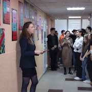 В МЛШ открылась выставка &laquo;Ecrire en fran&ccedil;ais&raquo;, предоставленная &laquo;Альянс Франсез-Владивосток&raquo;