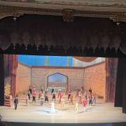 &laquo;Санкт-Петербург &mdash; потрясающий город!&raquo;: иностранные ученики МЛШ продолжают делиться впечатлениями об образовательной поездке