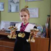 Ученицы 2м1 класса МЛШ Евангелина Кремешная, Алена Марченко, Аврора Божедарова, София Иогансен и ученица 1м1 класса Стефания Иогансен завевали &laquo;золото&raquo; на турнире по спортивным танцам &laquo;Созвездие улыбок -2026&raquo; 