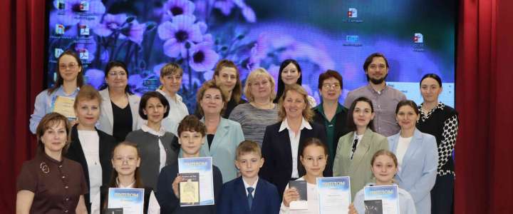 В МЛШ названы победители открытого конкурса английского языка &laquo;The International Book Review Contest&raquo; 
