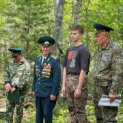 Ученик 7м2 класса МЛШ Назар Беловодский принял участие в Дозоре памяти у обелиска, установленного на месте боя в Мещеряковой пади в 1937 году