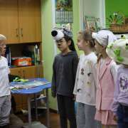 Ученики 1м1 класса МЛШ сыграли спектакль &laquo;Теремок&raquo; для ребят из подготовительного класса  