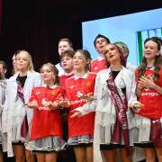 Дорогие наши выпускники, поздравляю вас с окончанием школы! 