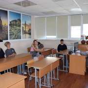 День самоуправления в Лингвистической гимназии: учителя сели за парты 