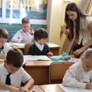 День самоуправления в Лингвистической гимназии: учителя сели за парты 