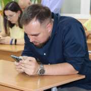 День самоуправления в Лингвистической гимназии: учителя сели за парты 